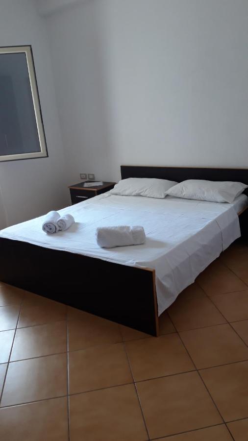Apartament Gloria&Mitati Orikum Ngoại thất bức ảnh
