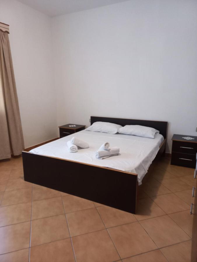 Apartament Gloria&Mitati Orikum Ngoại thất bức ảnh