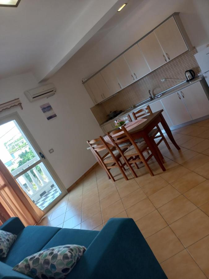 Apartament Gloria&Mitati Orikum Ngoại thất bức ảnh